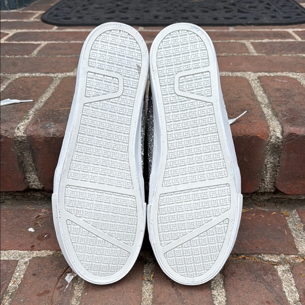 New Sparkling Silver Glitter Sneakers - Picture 7 of 8